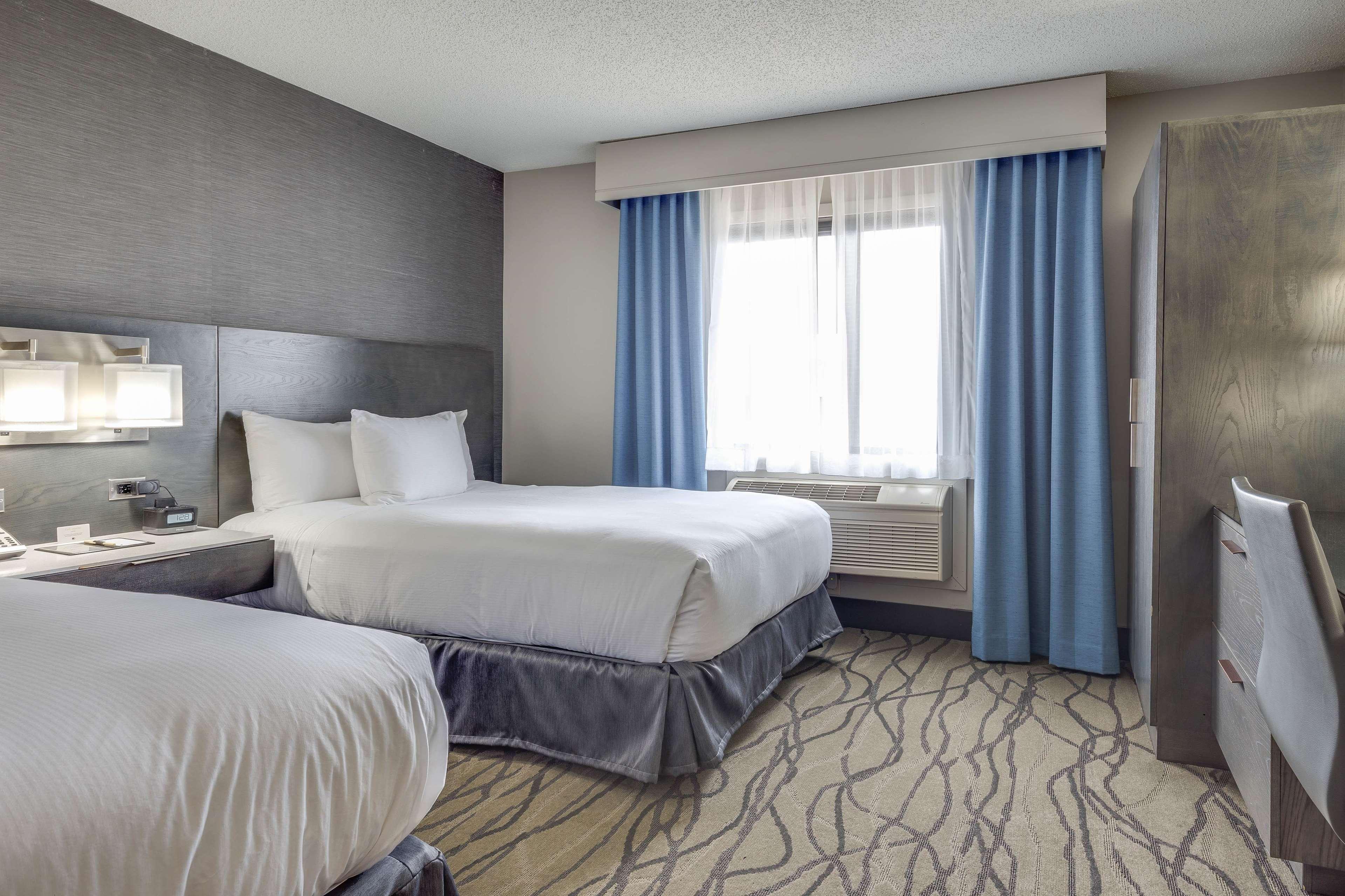 Doubletree By Hilton Racine Harbourwalk Hotel Ngoại thất bức ảnh