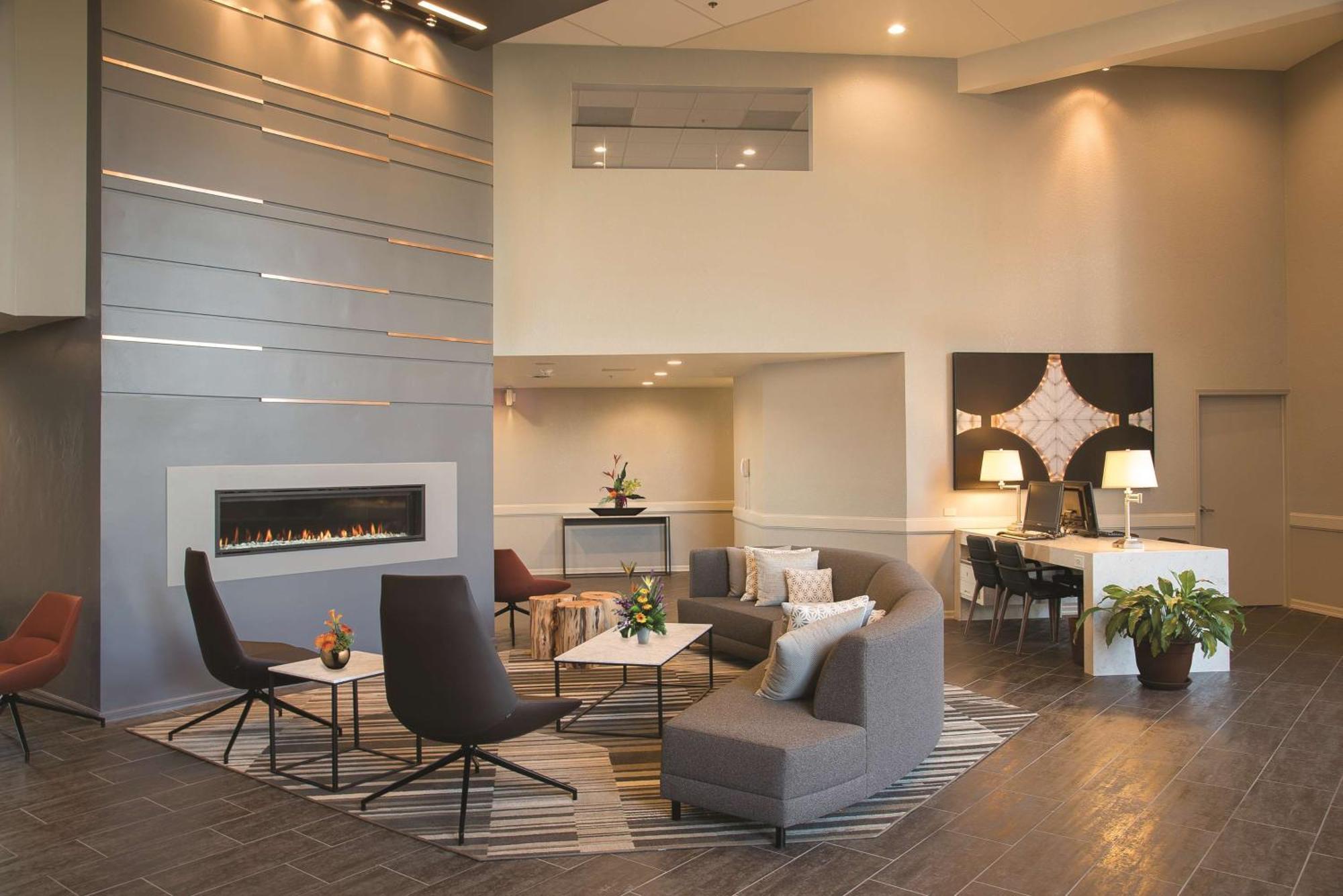Doubletree By Hilton Racine Harbourwalk Hotel Ngoại thất bức ảnh